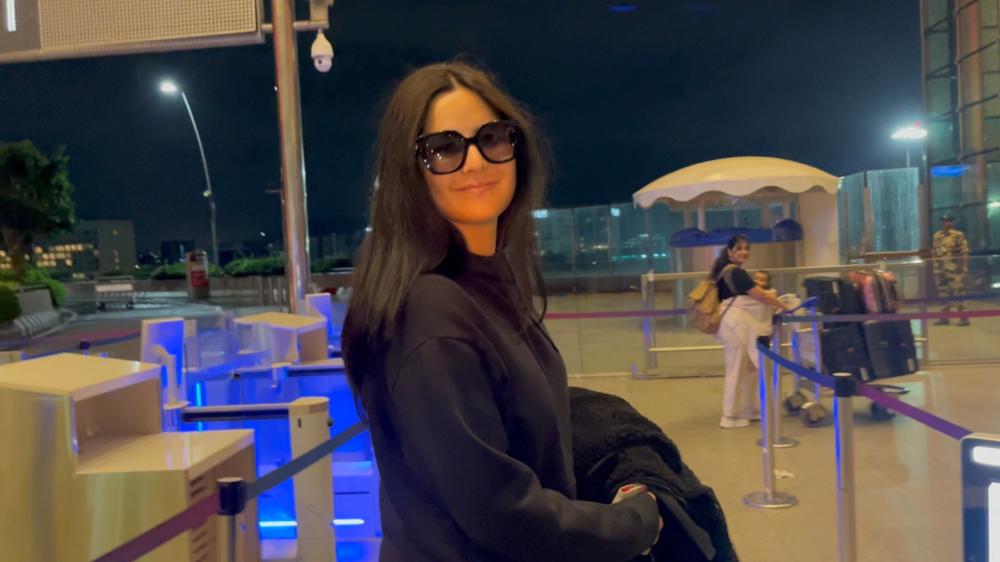 katrina-kaif-was-spotted-at-the-mumbai-airport